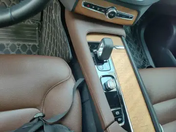 2022 Volvo XC90 с пробегом 63 300 км