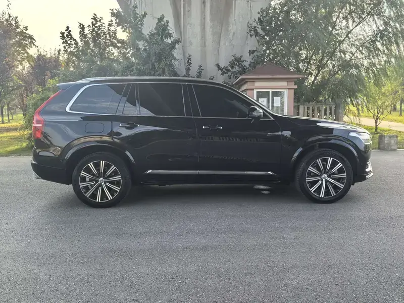 2020 Volvo XC90 с пробегом 123 000 км