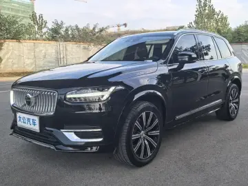 2020 Volvo XC90 с пробегом 123 000 км