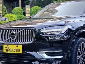 2022 Volvo XC90 с пробегом 90 000 км