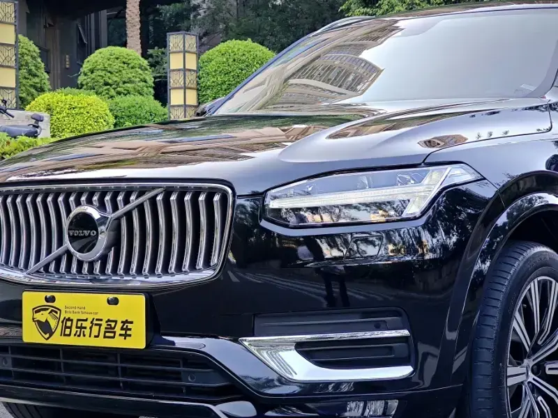 2022 Volvo XC90 с пробегом 90 000 км