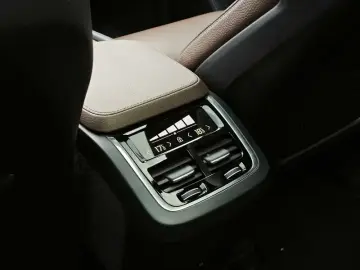 2022 Volvo XC90 с пробегом 48 000 км