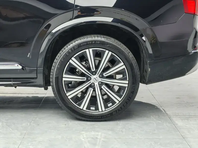2022 Volvo XC90 с пробегом 65 100 км