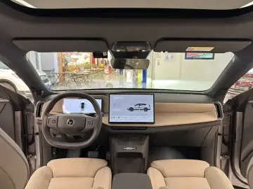 2026 Volvo XC70 с пробегом 16 800 км