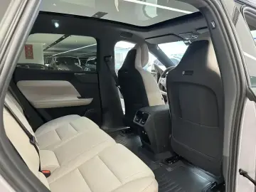 2026 Volvo XC70 с пробегом 16 800 км