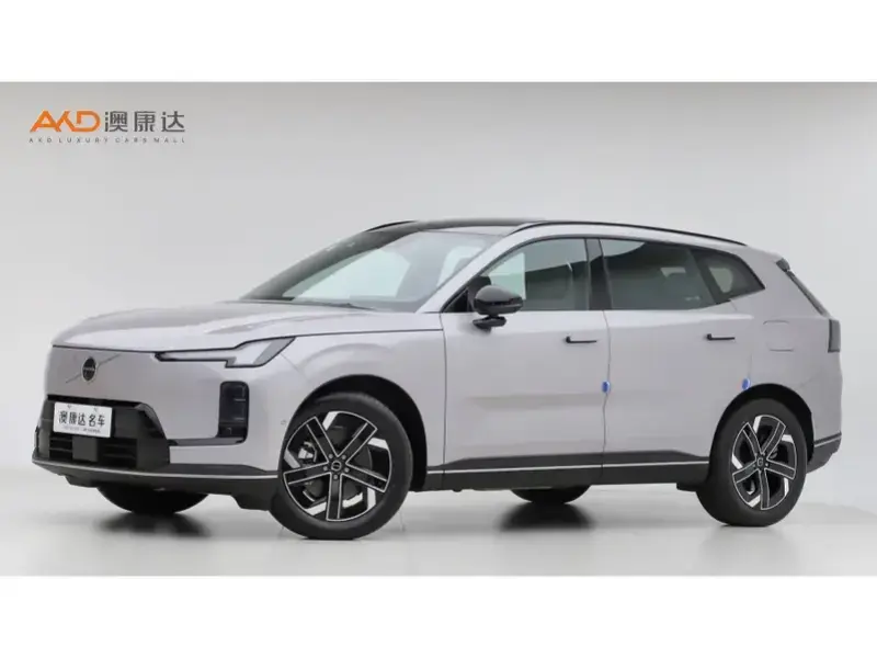 2026 Volvo XC70 с пробегом 4 300 км