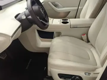 2026 Luxeed R7 с пробегом 5 400 км