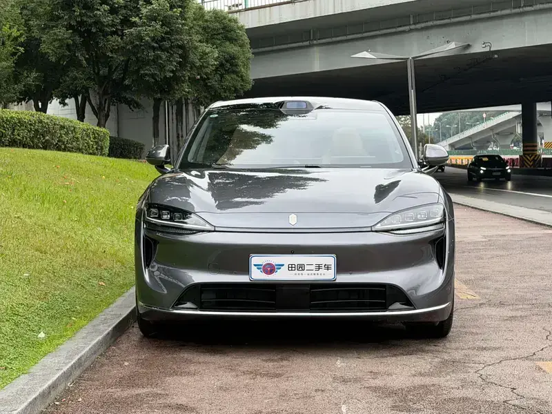 2026 Luxeed R7 с пробегом 5 000 км