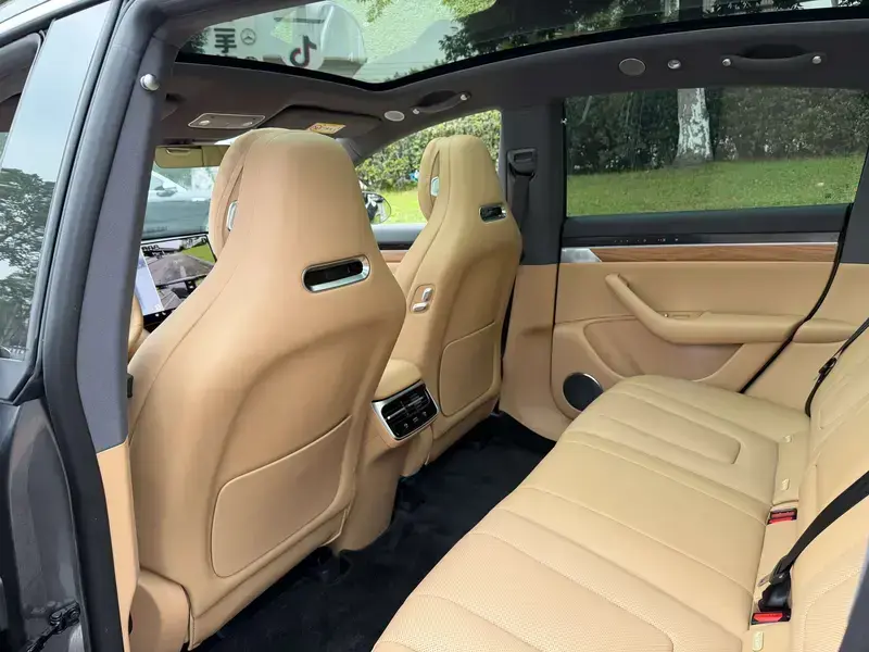 2026 Luxeed R7 с пробегом 5 000 км