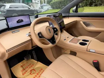 2026 Luxeed R7 с пробегом 5 000 км