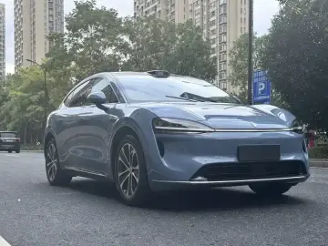 2026 Luxeed R7 с пробегом 9 000 км
