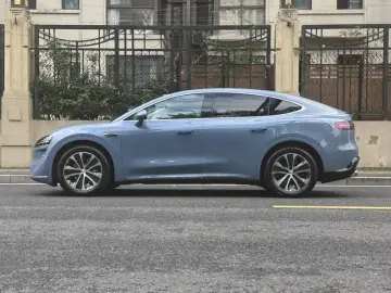 2026 Luxeed R7 с пробегом 9 000 км