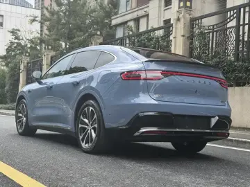2026 Luxeed R7 с пробегом 9 000 км