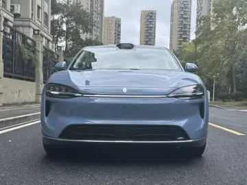 2026 Luxeed R7 с пробегом 9 000 км