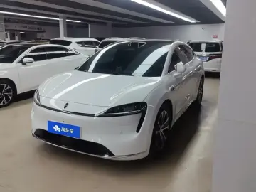 Luxeed R7