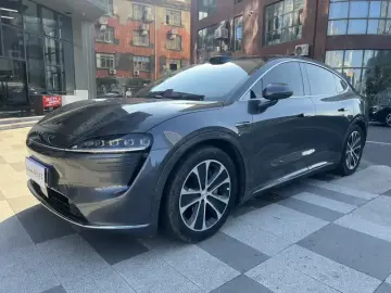 Luxeed R7