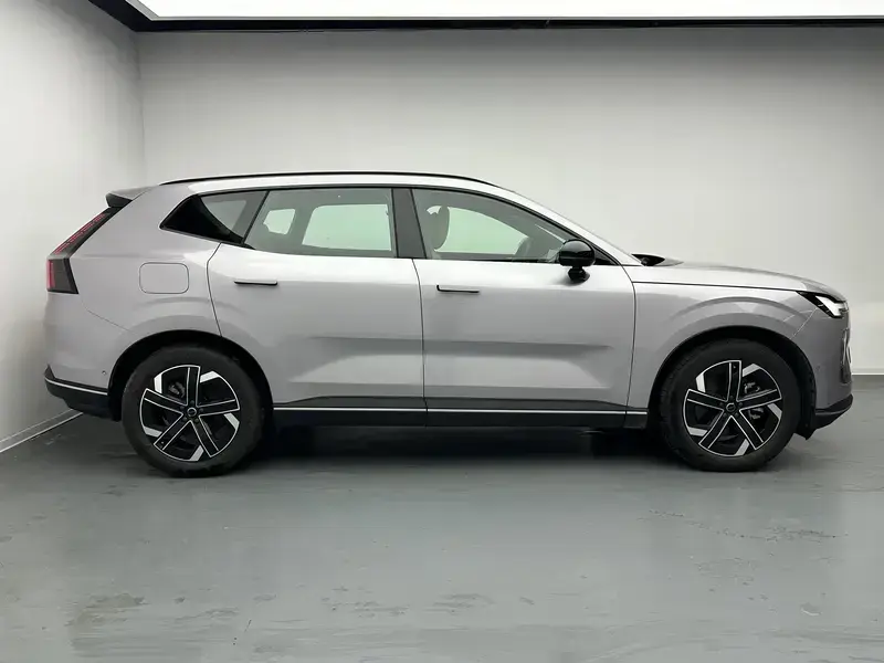 2026 Volvo XC70 с пробегом 11 200 км