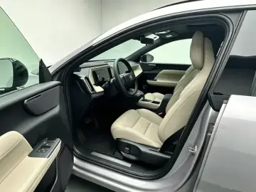 2026 Volvo XC70 с пробегом 11 200 км
