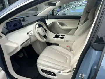 2026 Luxeed R7 с пробегом 25 300 км