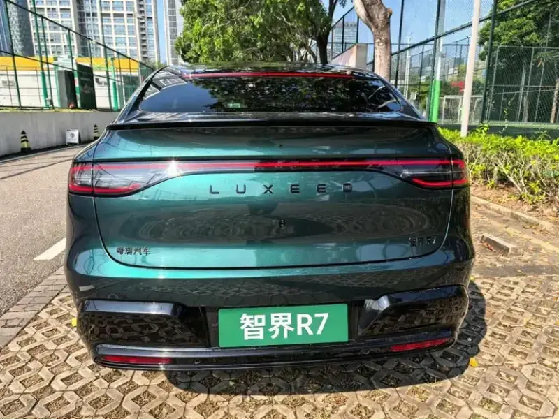 2026 Luxeed R7 с пробегом 9 500 км
