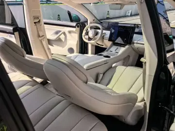 2026 Luxeed R7 с пробегом 9 500 км