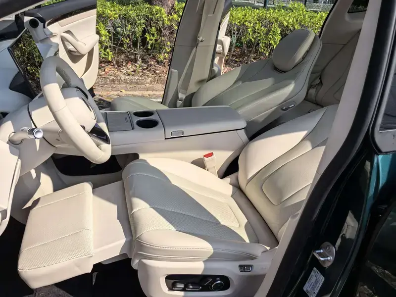 2026 Luxeed R7 с пробегом 9 500 км
