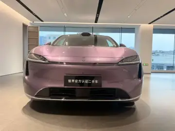 2024 Luxeed R7 с пробегом 15 000 км