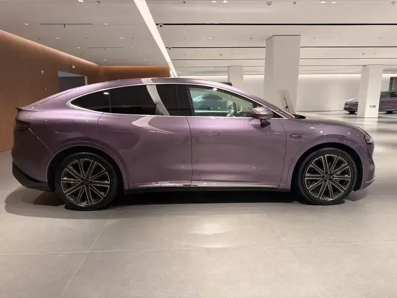 2025 Luxeed R7 с пробегом 9 000 км
