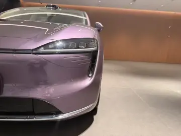 2025 Luxeed R7 с пробегом 9 000 км