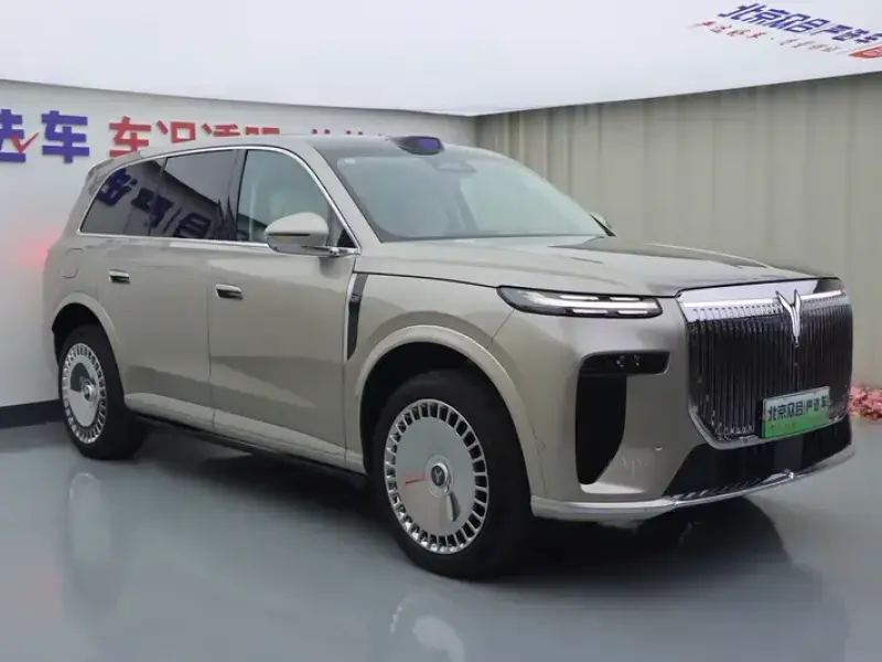 2026 Voyah Taishan с пробегом 8 900 км