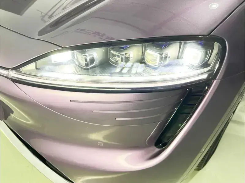 2025 Luxeed R7 с пробегом 22 400 км