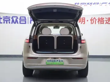 2026 Voyah Taishan с пробегом 8 900 км