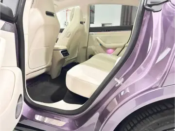 2025 Luxeed R7 с пробегом 22 400 км