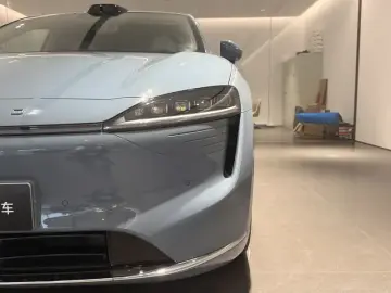 2024 Luxeed R7 с пробегом 18 000 км