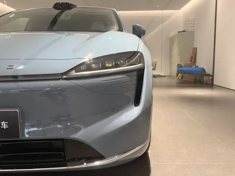 2024 Luxeed R7 с пробегом 18 000 км