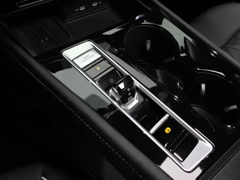 2025 Volkswagen Atlas с пробегом 16 542 км