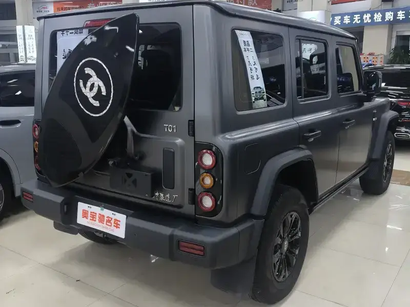 2024 212 T01 с пробегом 11 000 км