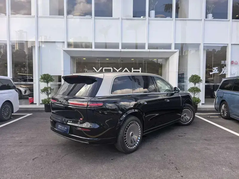 2026 Voyah Taishan с пробегом 13 400 км