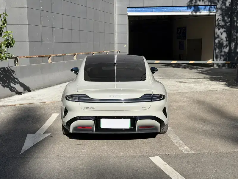 2024 Xiaomi SU7 с пробегом 48 800 км