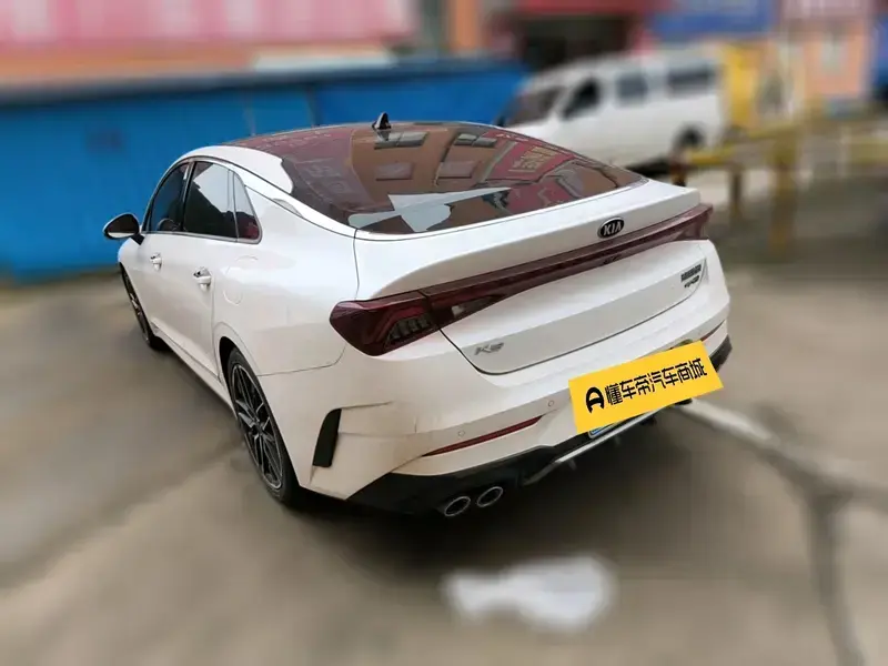 2020 Kia K5 с пробегом 48 200 км