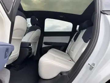 2024 Xpeng G6 с пробегом 36 000 км