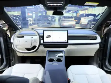 2024 Xpeng G6 с пробегом 71 000 км