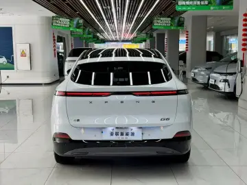 2025 Xpeng G6 с пробегом 31 000 км