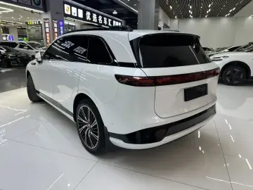 2022 Xpeng G9 с пробегом 105 200 км