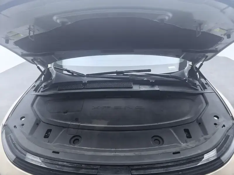 2023 Xpeng G6 с пробегом 42 900 км