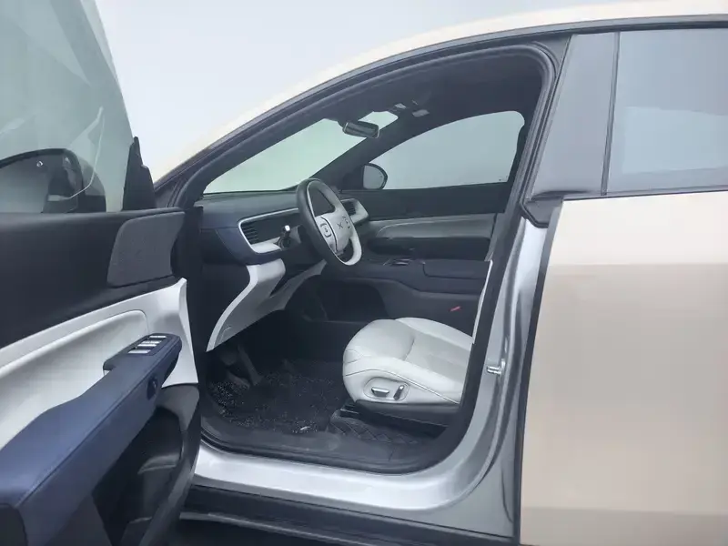 2023 Xpeng G6 с пробегом 42 900 км
