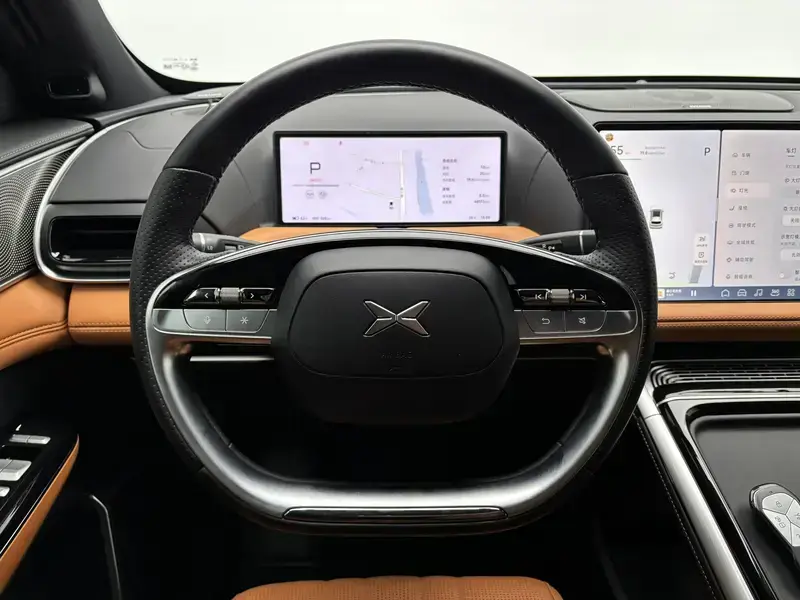 2022 Xpeng G9 с пробегом 48 200 км