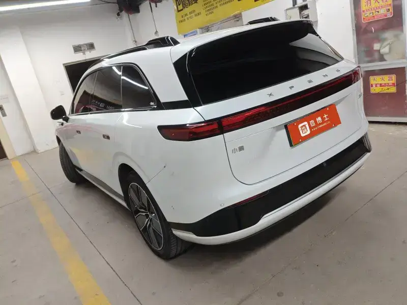 2022 Xpeng G9 с пробегом 61 000 км