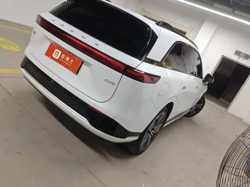 2022 Xpeng G9 с пробегом 61 000 км