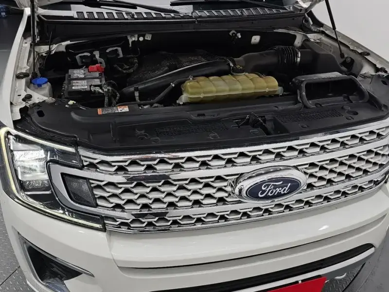 2021 Ford Expedition с пробегом 64 028 км